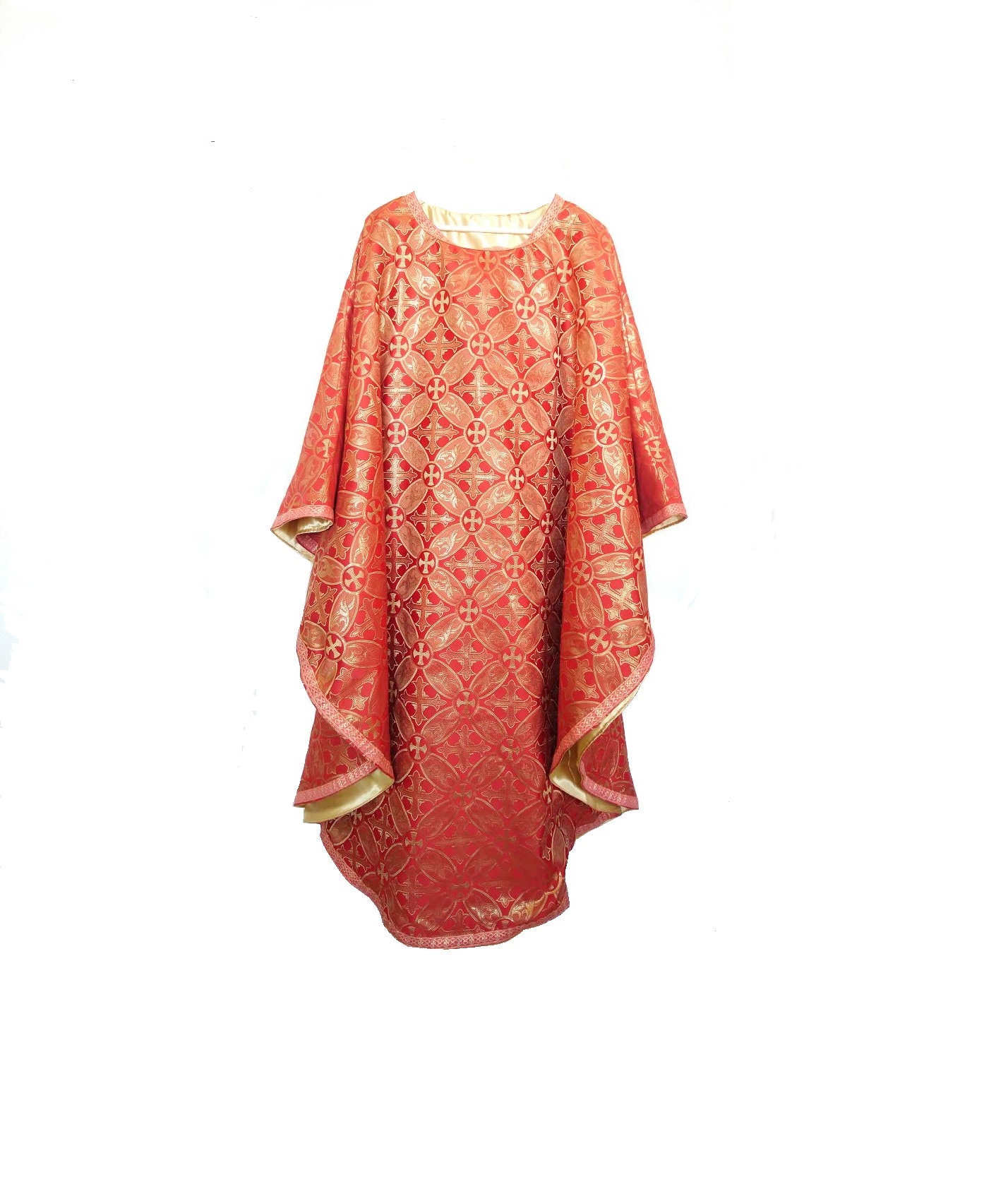 Chasuble Gothique Pour Prêtre, avec Doublure Satin Couleur Liturgique Rouge Fabrication Artisanale