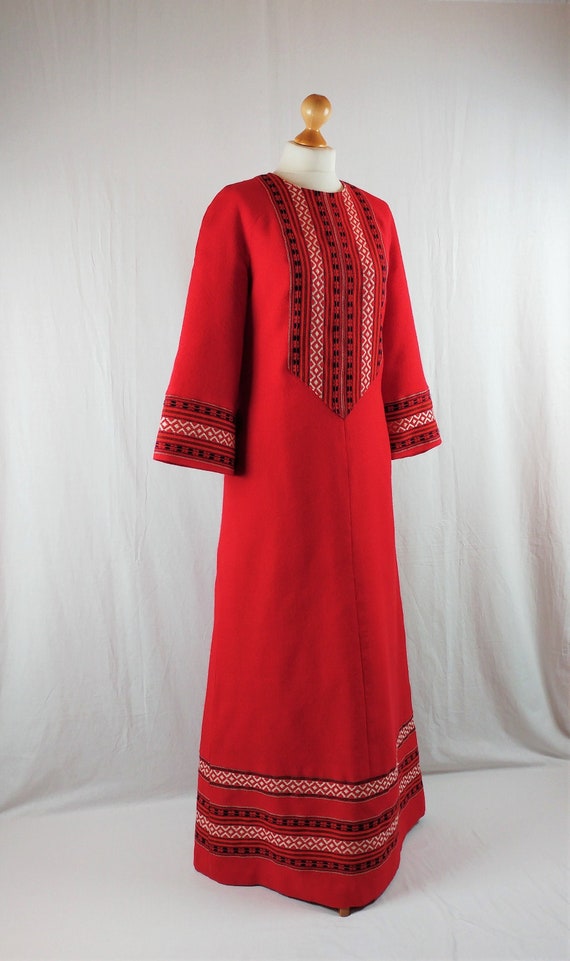 Finnish Vintage Arola 1970s Tomato Red Peasant Sty