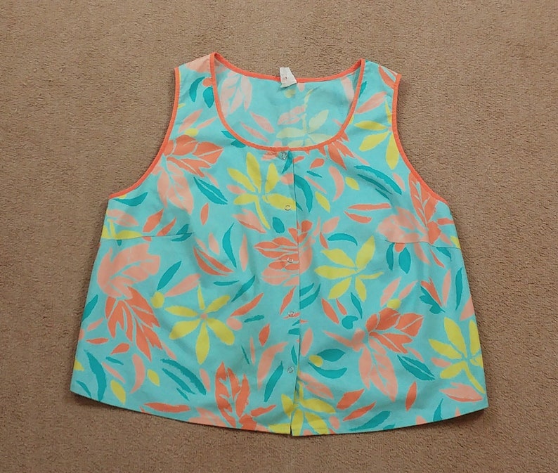 Vintage 196070s Finnish L-Kolttu Pastel Tropical Cotton Print Vest Top
