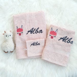 Coffret de bain pour Enfant - Animaux  et Personnalisables - Ensemble de serviettes et gant de toilette avec broderie à la demande