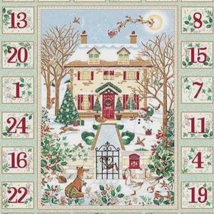 Peut inclure: Un calendrier de l'Avent rectangulaire présentant une illustration centrale d'une maison enneigée, d'un sapin de Noël, d'un bonhomme de neige et d'un renard. La bordure contient des carrés numérotés de 1 à 24 en rouge avec du feuillage vert.