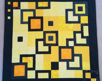Patchwork traditional, modern, yellow and black, hand-trapped and quilted, 100% cotton, 108 cm x 108 cm, REF CARRE N