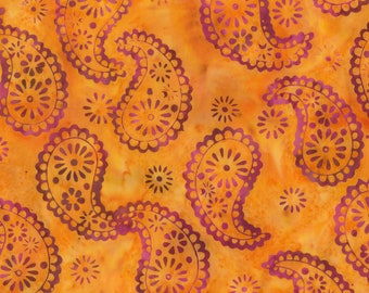 Tissu patchwork, batik, coloris orange vif, motif gros cachemire rose, 100% coton,   REF  324Q-9
