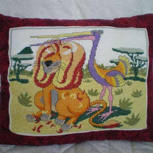 Pillow embroidery, completed in counted stitches, lion and Stork, green and mutlicolore 31 x 25 cm, REF LION cushion