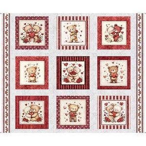 Peut inclure: Un panneau de tissu avec neuf illustrations carrées d'ours en peluche. Chaque ours tient un cœur ou une rose, entouré de cœurs et de fleurs. Les carrés sont encadrés de motifs rouges et blancs, avec une bordure décorative.