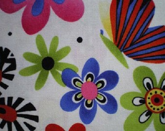 Stoff Patchwork, Blumen und Schmetterlinge naiv, bunten Farben, weiß, 100 % Baumwolle, REF PARTYFLEUR