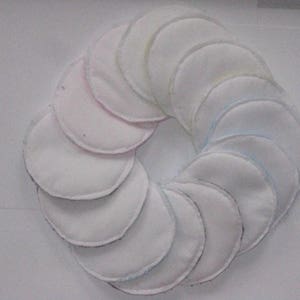 Nursing pads, in pairs, waterproof, and very absorbent, outdoor in organic bamboo sponge