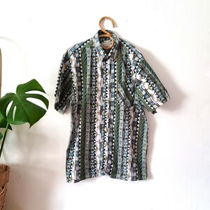 Vintage Men&#39;s Geometric Button Up Shirt // Short Sleeve Shirt // Jazzy Shirt // 90s Collared Cotton T-shirt // 43 M Medium