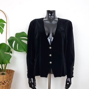 Vintage Women&#39;s Black Velvet Blazer // 80s 90s Long Sleeve Velvet Button Blazer Jacket // C38 M Medium // 80s 90s Clothing // Amis Finland