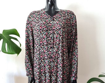 Vintage Women's Black Purple Green Floral Blouse // Grunge Long Sleeve Shirt // Flower Print Button Up Shirt // 90s Finnish Clothing // M L
