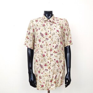 Vintage Damen Bluse beige Florale Bluse / Viskose Kurzarmshirt / Kragenbluse / Blumendruck Button Up Shirt / 90er Jahre Kleidung