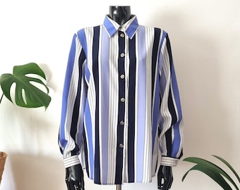 Vintage Women's Blue White Pale Blue Vertical Striped Blouse // Long Sleeve Shirt // Collared Button Up Shirt // 80s 90s Clothing // L LARGE