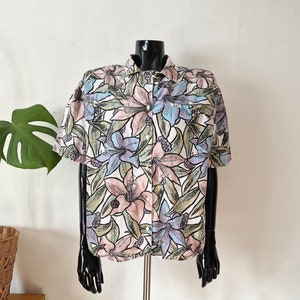 Vintage Women&#39;s Pastel Floral Blouse // Short Sleeve Cotton Shirt // Button Up Shirt // Collared Top // 80s 90s Clothing // L Large // Ilio