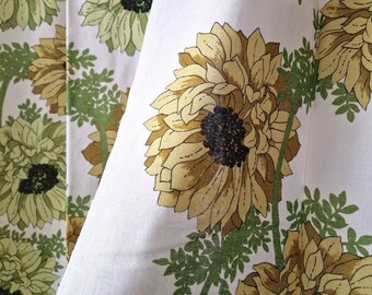 Vintage Set of 2 White Green Floral Curtains // Translucent Cotton Panels // Scandinavian Retro Home Decor // 60s 70s Home