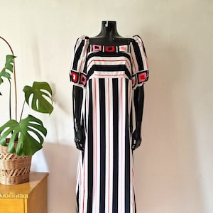 Vintage Kaisu Heikkilä Black White Red Striped Maxi Dress // Off-Shoulder Cotton Dress // Finnish Retro Dress // Made in Finland // 42 L