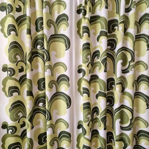 Vintage Set of 2 White Green Retro Curtains // 60s 70s Retro Panels // Groovy Translucent Curtains // Retro Home