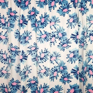 Vintage Set of 2 White Blue Pink Floral Curtains // Retro Flower Print Panels // Pastel Curtains // Scandinavian Retro Home Decor