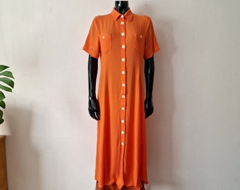 Robe longue orange vintage // Robe boutonnée à col // Robe froissée // Robe à manches courtes des années 90 ans 2000 // M Medium // Collection Ann Miller