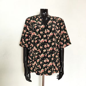 Vintage Women&#39;s Black Floral Blouse // Short Sleeve Shirt // Flower Print Button Up Shirt // 90s Clothing // XL