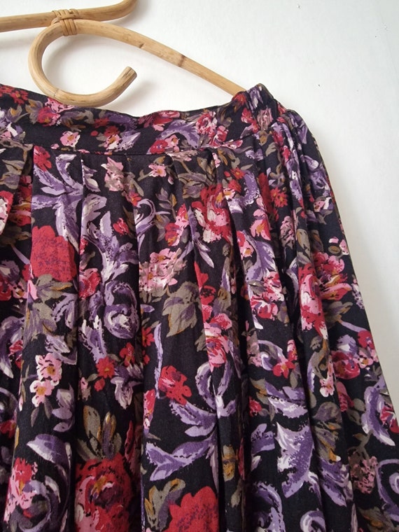 Vintage Black Purple Floral Midi Skirt // Multico… - image 4