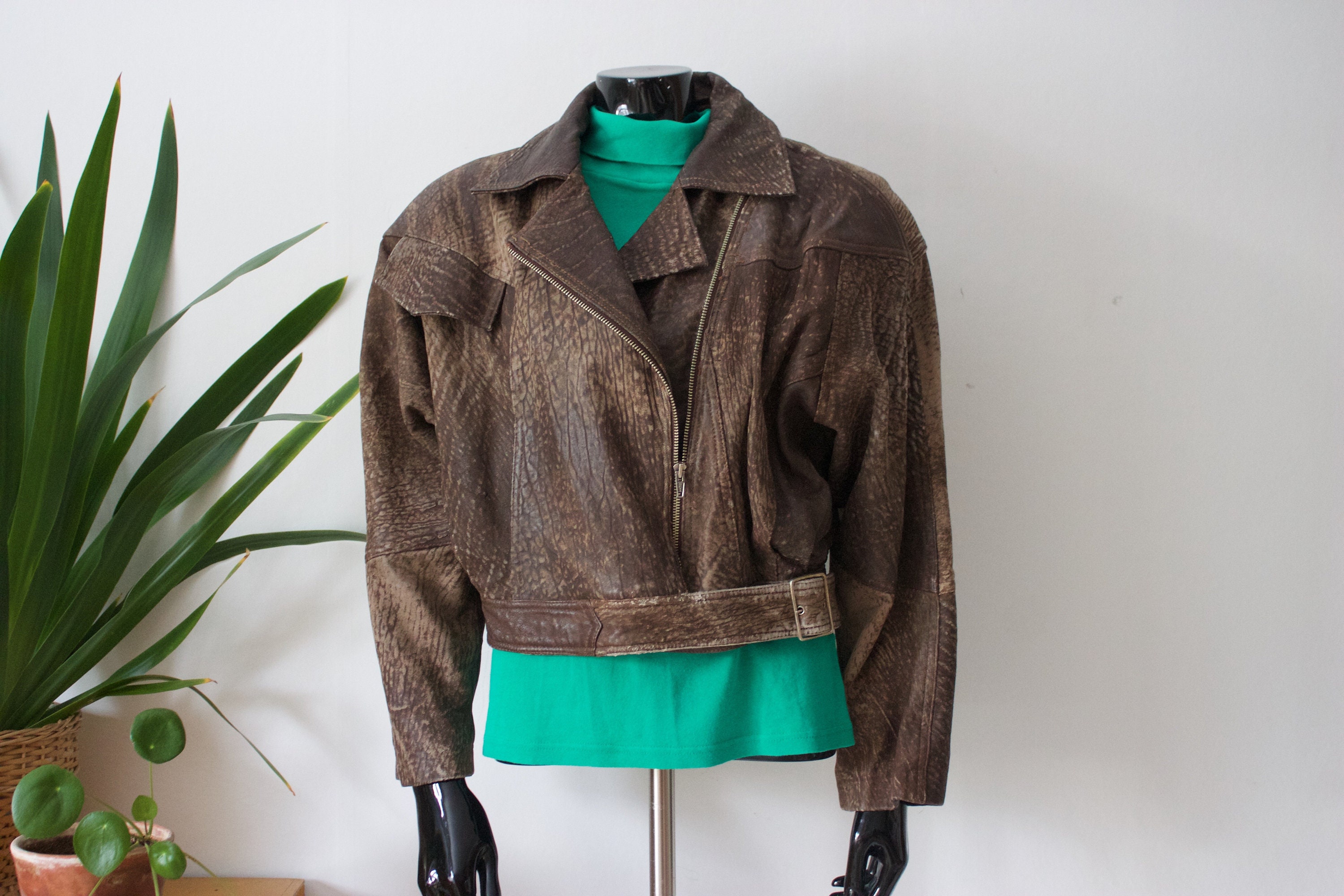 Vintage Women's Rugged Leather Biker Jacket // Brown Short | Etsy