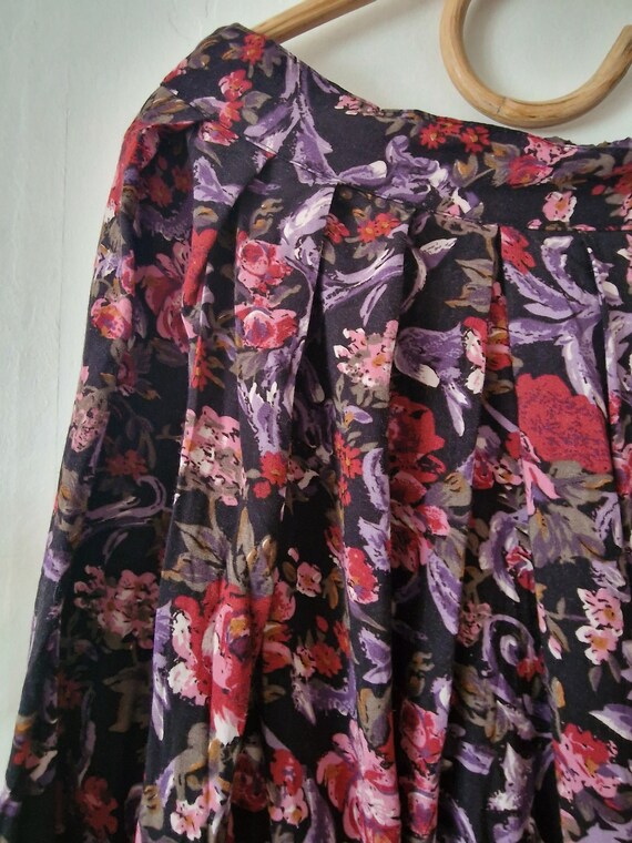 Vintage Black Purple Floral Midi Skirt // Multico… - image 3