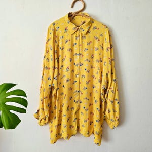 Vintage Women&#39;s Yellow Floral Blouse // Retro Long Sleeve Shirt // Button up Shirt // XL // 80s 90s Clothing