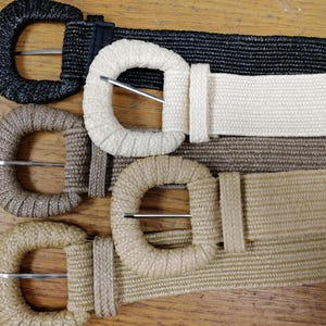 5 styles - Elasticated Raffia Belt with Wicker style buckles,  stretch belt, elastic belt, vintage belt, boho belt, straw belt, Raffia belt