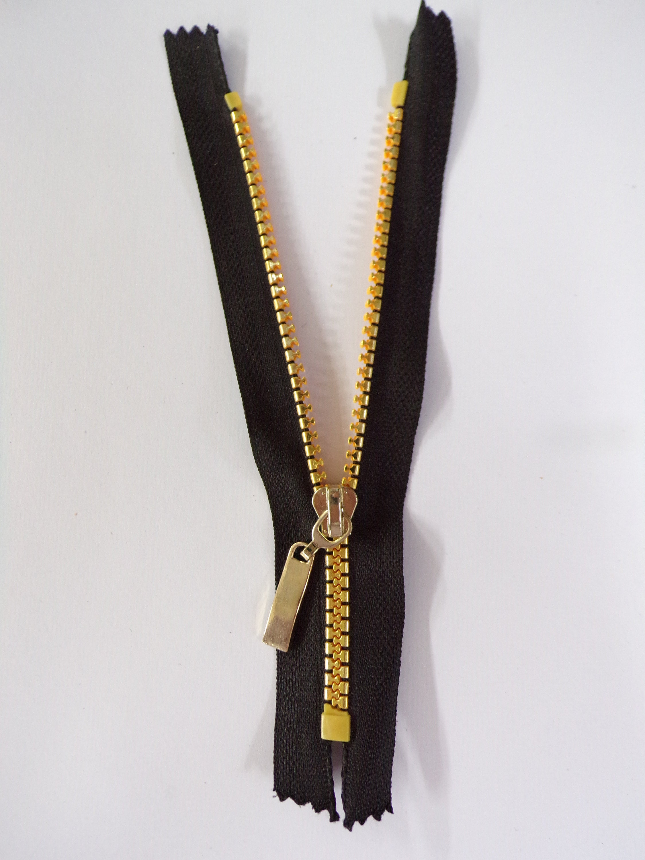 16.5cm Zip, Black Closed Ended Zip With Gold Plastic Teeth, Black