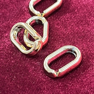 Junta tórica de plástico dorado de 2,7 cm de ancho con base plana detrás, junta tórica, junta tórica de plástico, juntas tóricas de patrón, fabricación de sujetadores, confección de prendas