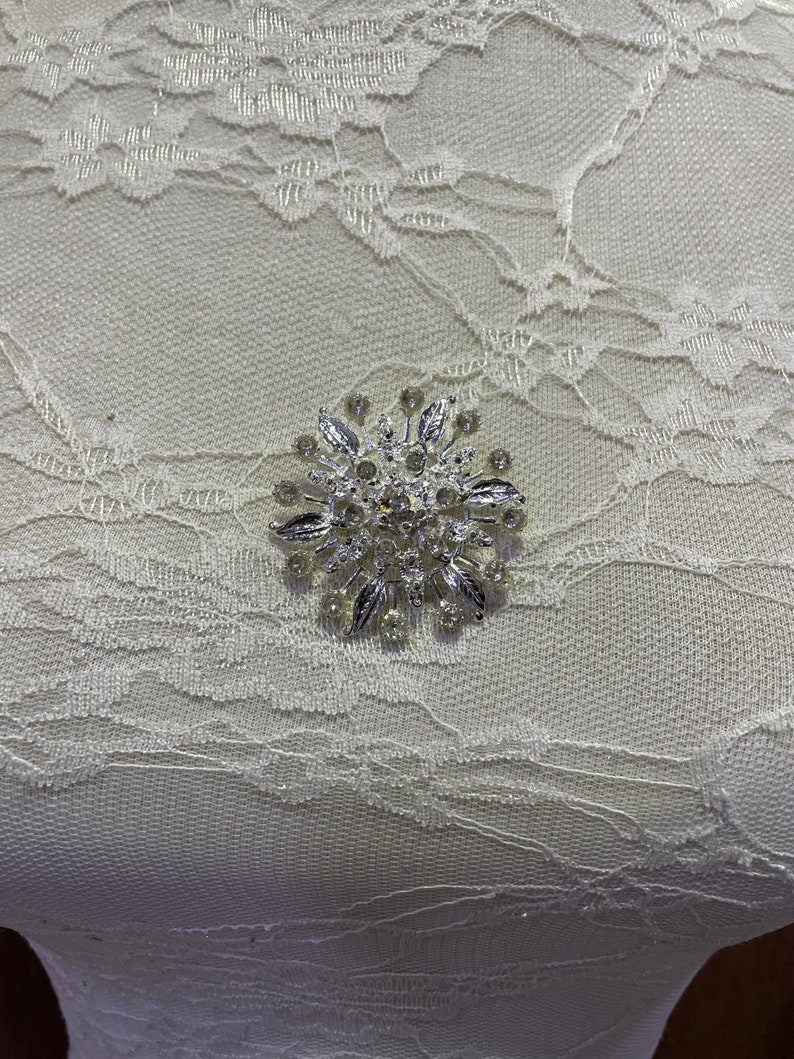 Diamante Starburst Brooch, 5cm, Jewel, brooch, diamanté brooch, silver brooch image 4