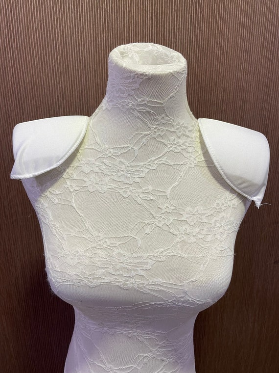 shoulder pads for ladies dresses 20 Pair Practical Shoulder Pads Convenient Sewing Sponge Pads Useful Shoulder Pad for Blazer Clothes (White, 8x13.5x1cm)