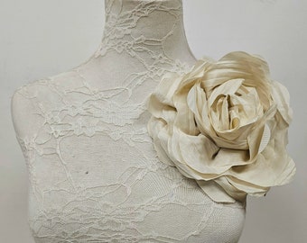 Beautiful off white flower/rose, flower pin, bridal rose, flower, fabric rose, corsage, bridal corsage