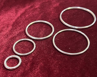 Anillos tóricos de metal, anillos redondos soldados - plata y oro, anillos de metal, anillos sólidos, servilleteros, anillos de trajes de baño, orings, hebilla de metal, 5 tamaños