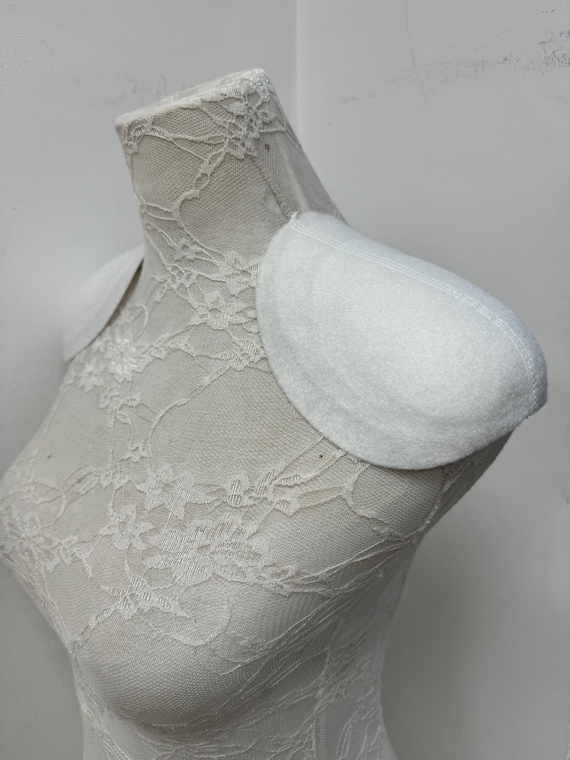 chinese dress ladies Amazon.com: Deelessgz 6 Pieces/3 Pairs Shoulder Pads for Womens Clothing  Soft Anti-Slip Shoulder Pads Silicone Shoulder Pad Shoulder Pad for Womens  Clothing Shoulder Shirts（Transparent） : Arts, Crafts & Sewing