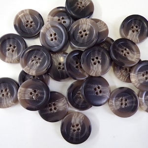6pcs - Horn Buttons, 4-hole 25mm 40L, large buttons, multi colour buttons, great quality, bone buttons, brown buttons. Horn button, brown