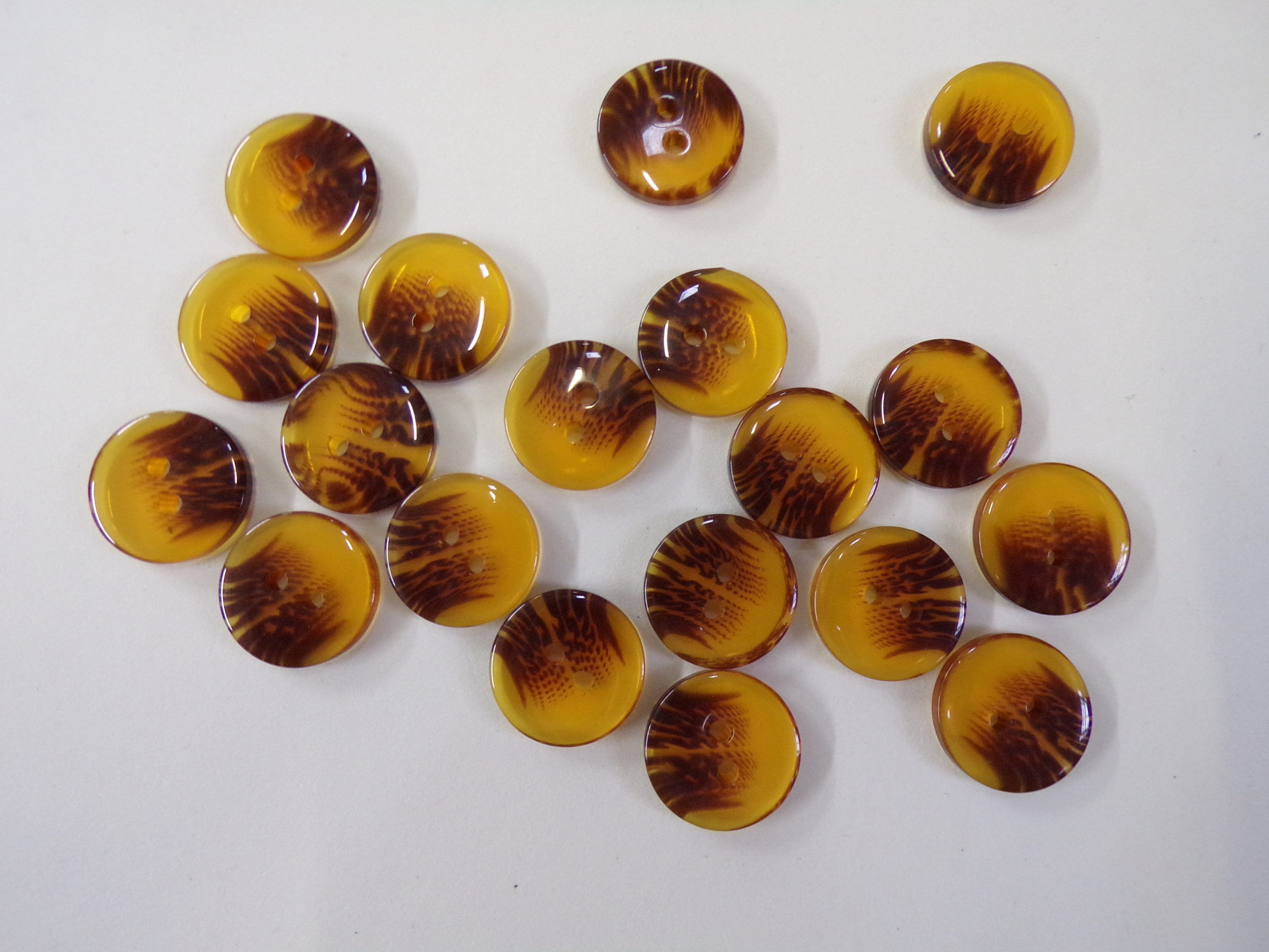 10pcs Flat Amber Buttons 2-hole 18mm 28L TTS Torte-shell - Etsy