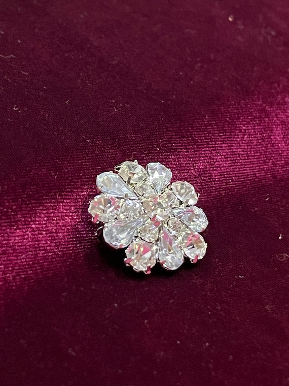 ラインストーンフラワーブローチ、2.7cm、宝石、ブローチ、ライン ラインストーンフラワーブローチ、2.7cm、宝石、ブローチ、ライン