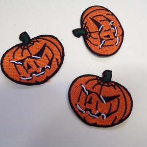 Ferro de alta qualidade em aplique de patch de Halloween com 3 peças de abóbora. Emblema com ferro