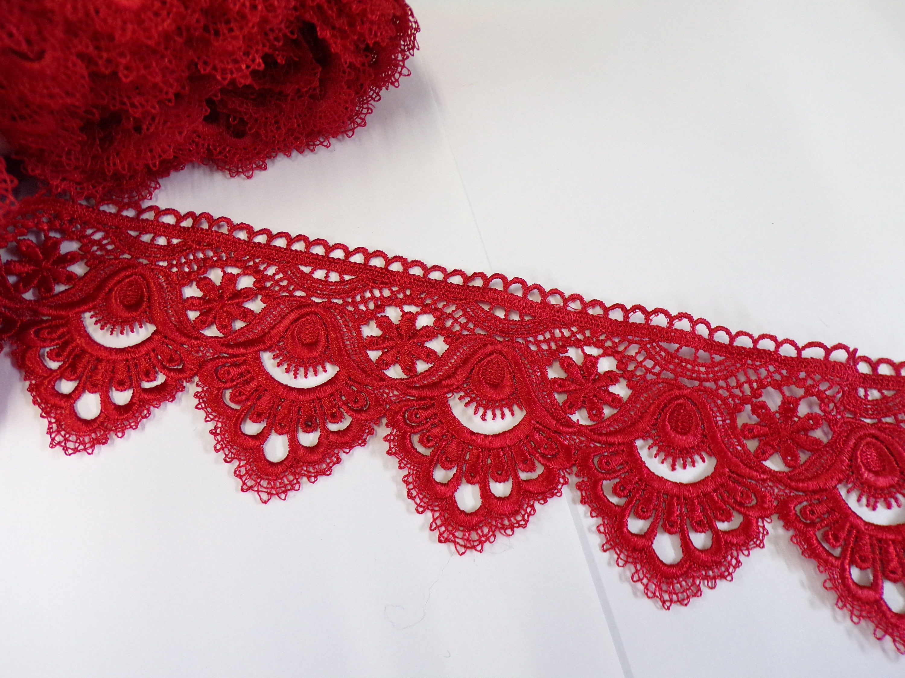 Red cheap lace trim