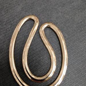 Hebilla en forma de remolino, hebilla extraña, hebilla lisa, hebillas, hebilla de traje de baño, hebilla de moda, hebilla dorada,