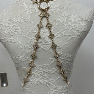 Jewel trim, body chain, diamanté chain, chain, gold chain, diamanté metal body trim, back trim