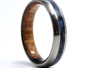 Round Titanium Ring with Lapis Lazuli & Whiskey Wood Band - Wedding band