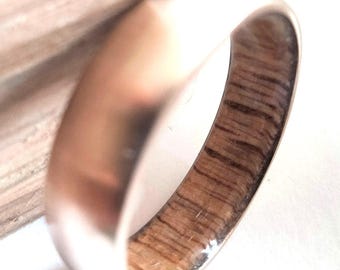 Mens gift, Unique Bronze Anniversary gift him or her, Cool unisex wedding ring, Matte Bronze band, Natural Oak wood inside, Gift for husband