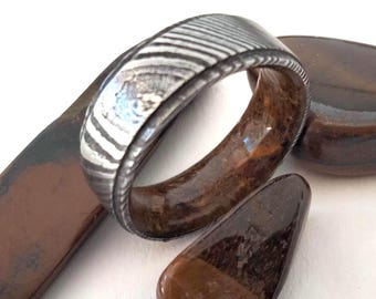 Damascus steel stone