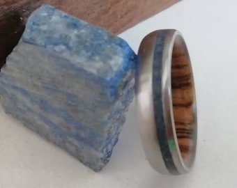 Titanium band Ring Off-Center lapis lazuli  Raw Stone Inlay Bocote Wood Wedding band Engagement Ring Men wedding band Women wedding ring