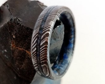 Handmade Damascus Steel Ring: Lapis Lazuli & Obsidian Inlay