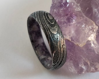 Damascus steel ring, Amethyst stone, White abulone, Womens wedding band, Mens Engagement ring, Promise band, Gift for mens, Gift for womens