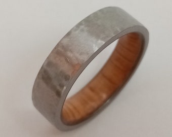 Hammered Titanium / Wood