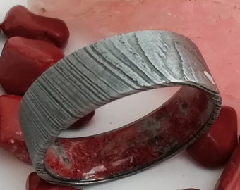 Gift for those born in March, Gift for the zodiac sign of Aries, Gift for lovers of natural stones, Damascus Steel Ring, Womens ring